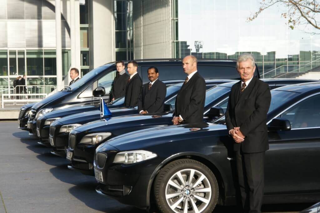 Car Rent With Driver In Uk Non-public Driver In Uk For Day